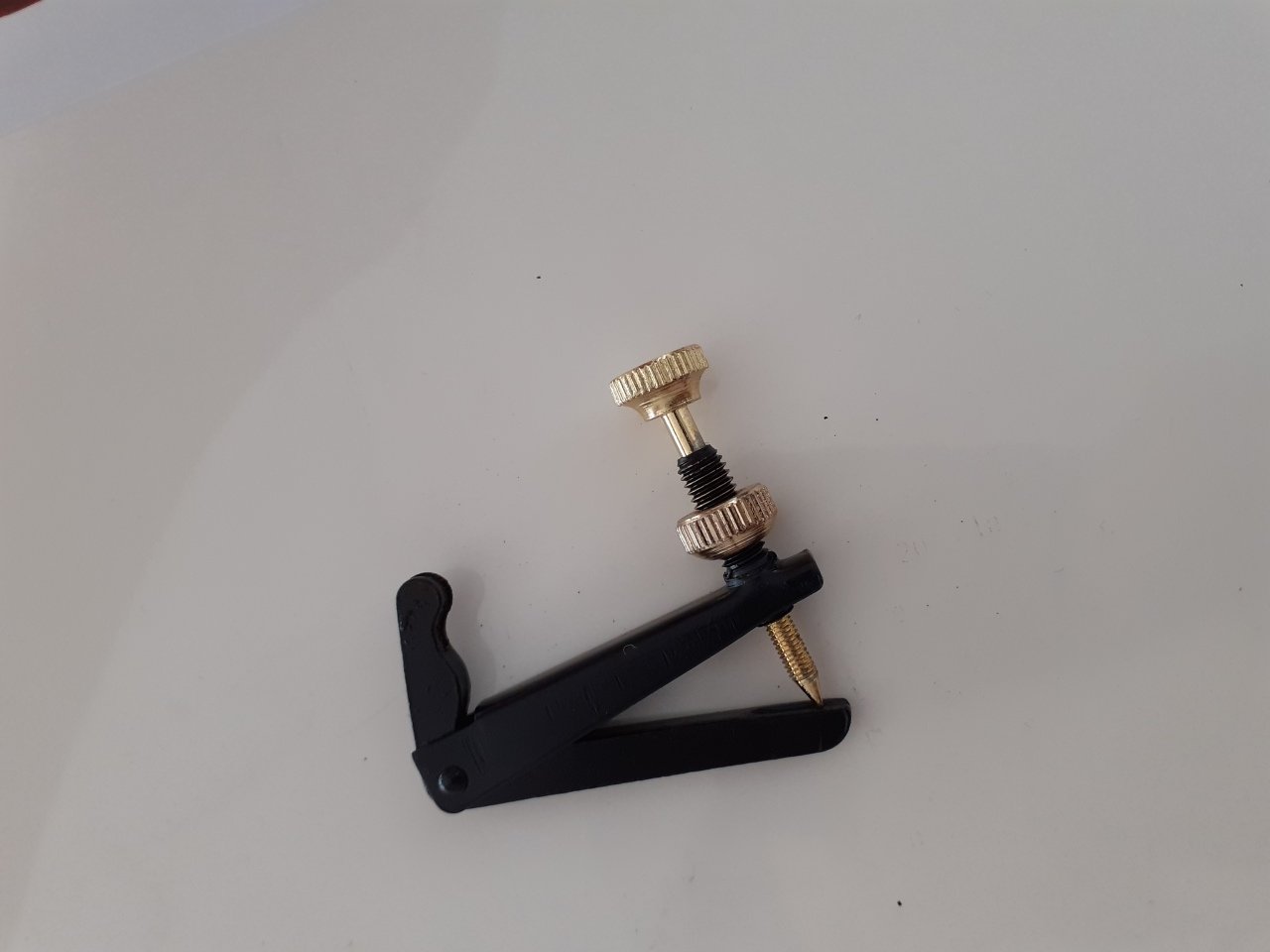 Keman Fix 1/2 Küçük Fix (İnce Ayar Vidası) Sandner